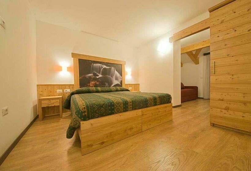 חדר סטנדרט לארבעה, Niagara