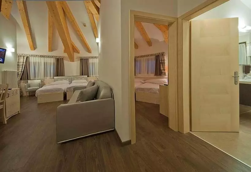 Suite, Niagara