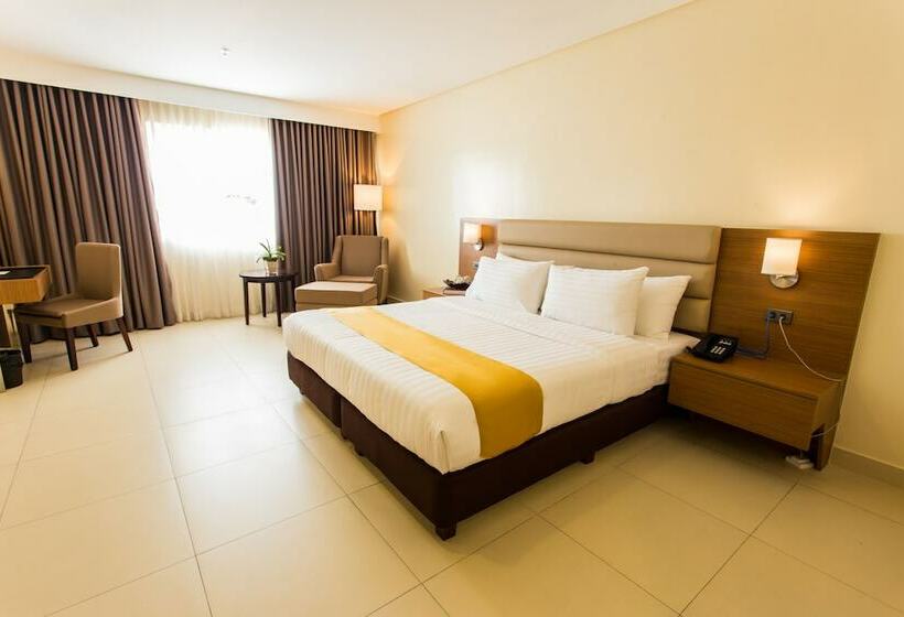 اتاق لوکس, Royce Hotel & Casino