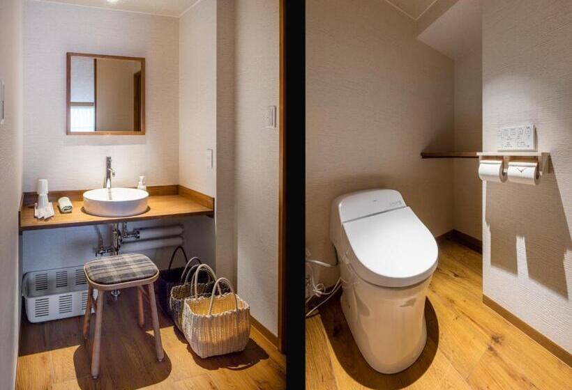 غرفة قياسية ثلاثية, Shiretoko Yuhi No Ataruie Onsen Hostel