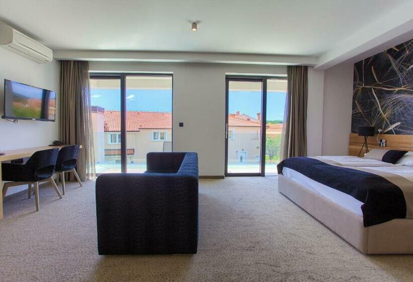 주니어 스위트 측면 바다 전망, Villa Margaret