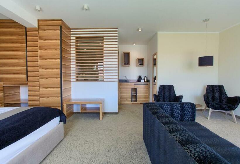 주니어 스위트 측면 바다 전망, Villa Margaret