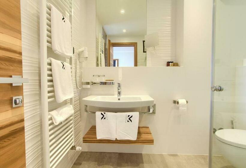 수피리어 룸 측면 바다 전망, Villa Margaret