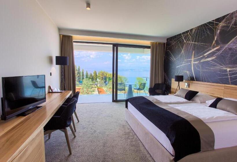 수피리어 룸 측면 바다 전망, Villa Margaret