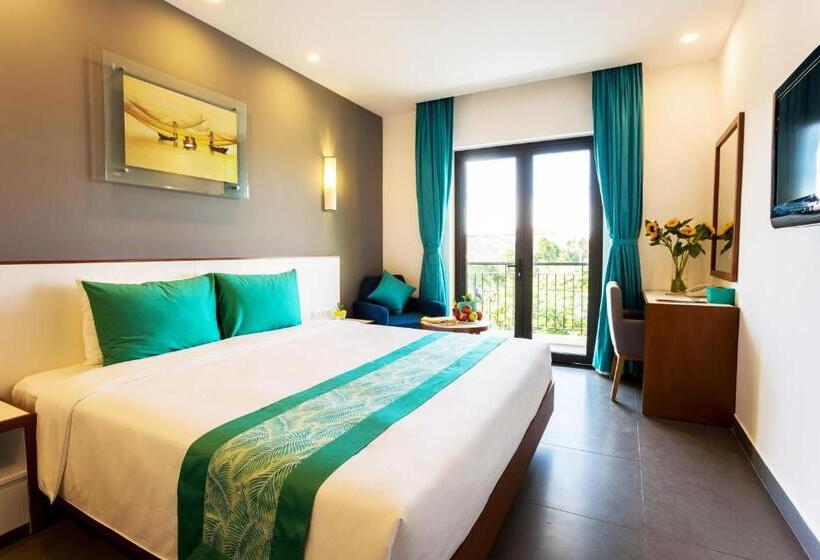 琮城市景观的豪华间, êmm Hotel Hoi An