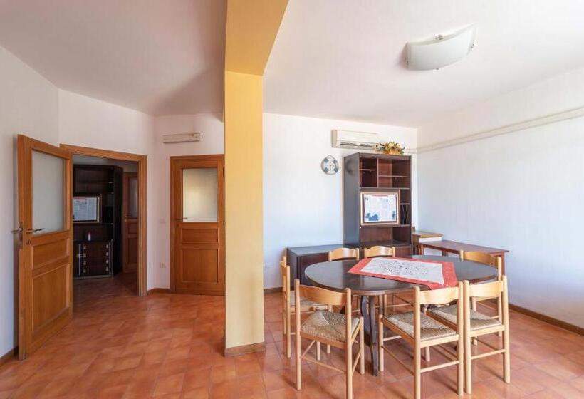 חדר סטנדרט, L Aragosta