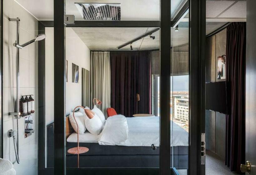 キングサイズベッドのデラックスルーム, Story Hotel Studio Malmo, Part Of Jdv By Hyatt