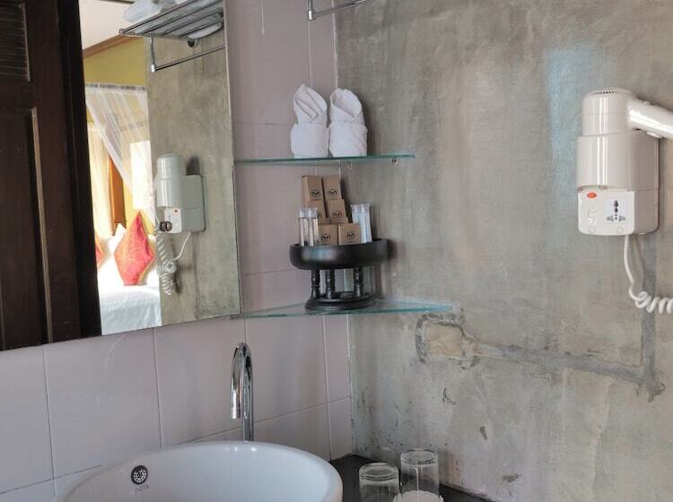 ویلای 1 خوابه با چشم‌انداز دریا, Victoria Cliff Hotel & Resort, Kawthaung