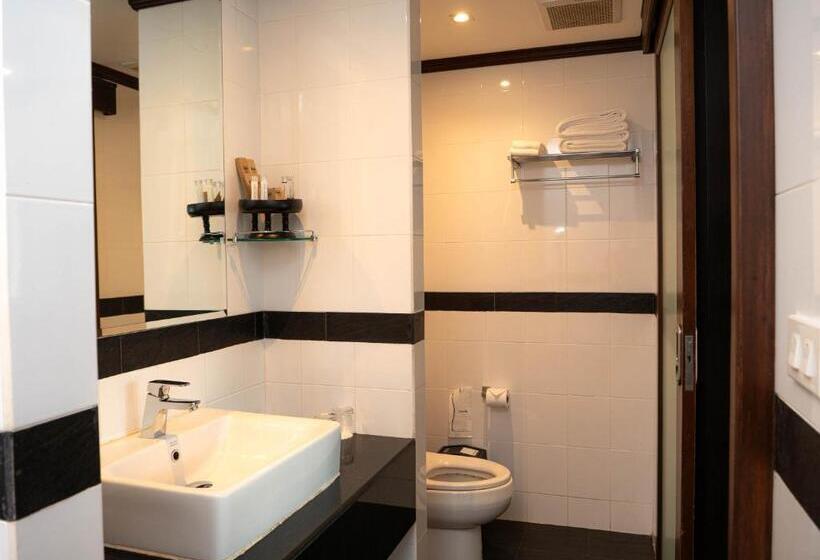 اتاق استاندارد با چشم‌انداز دریا, Victoria Cliff Hotel & Resort, Kawthaung