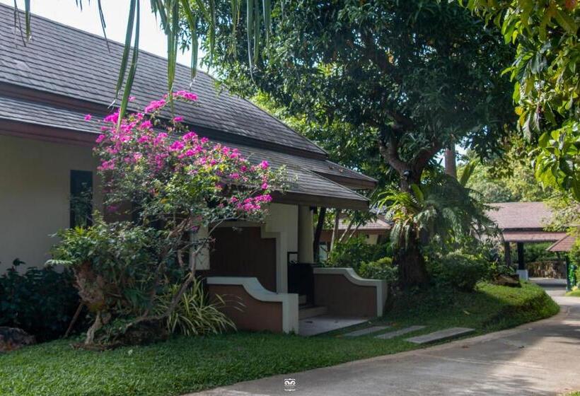 اتاق استاندارد با تخت بزرگ, Victoria Cliff Hotel & Resort, Kawthaung