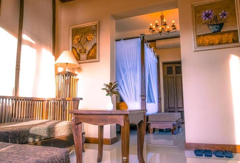 بانگلوی لوکس, Victoria Cliff Hotel & Resort, Kawthaung