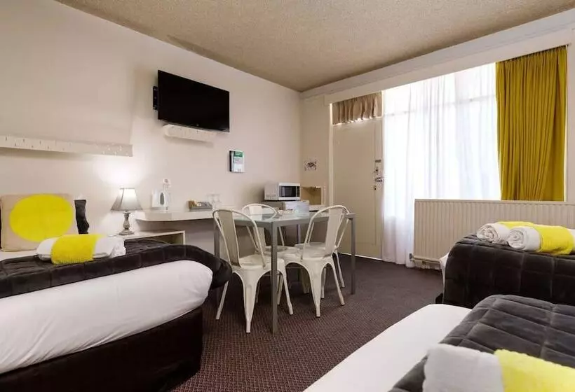 スタンダード４人部屋, Bendigo Oval Motel