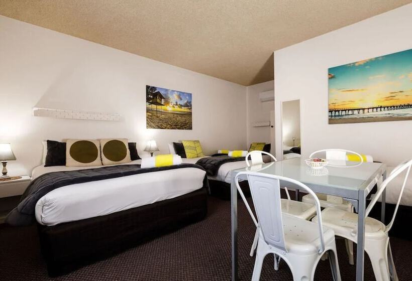 四人标准间, Bendigo Oval Motel