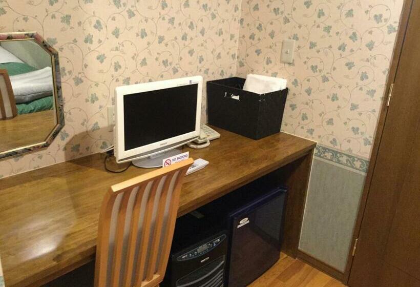 标准三人间, Kunsthaus