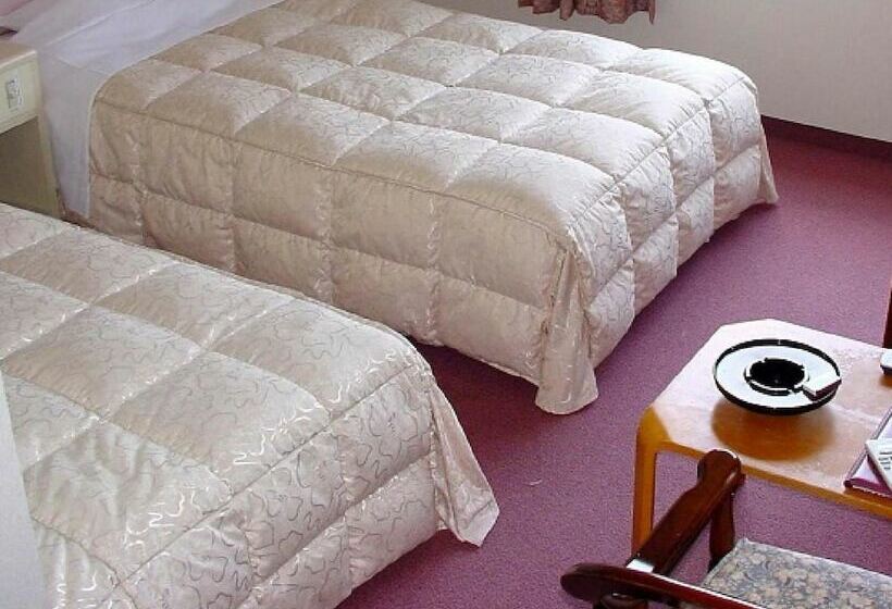 Quarto Estandar, Aoshima Grand