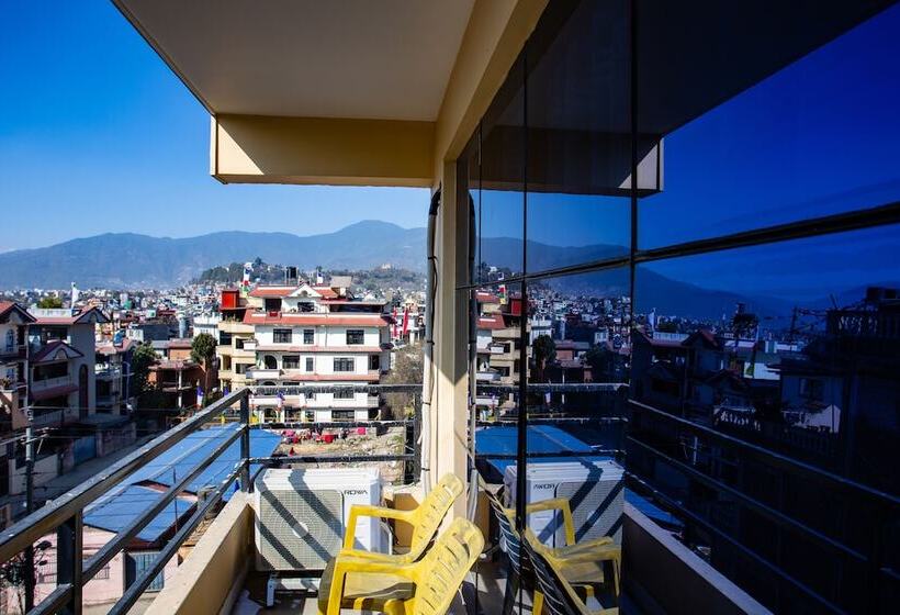 اتاق سوپریور, The Boudha Inn