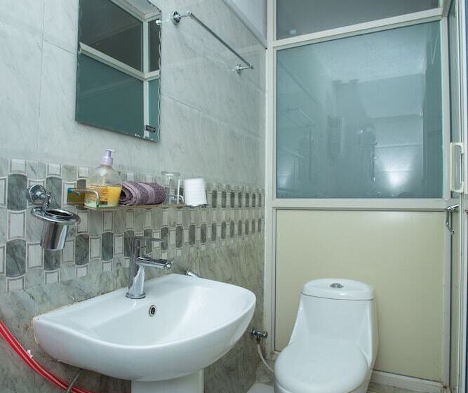 اتاق استاندارد, The Boudha Inn