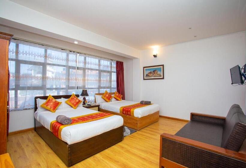 اتاق لوکس, The Boudha Inn