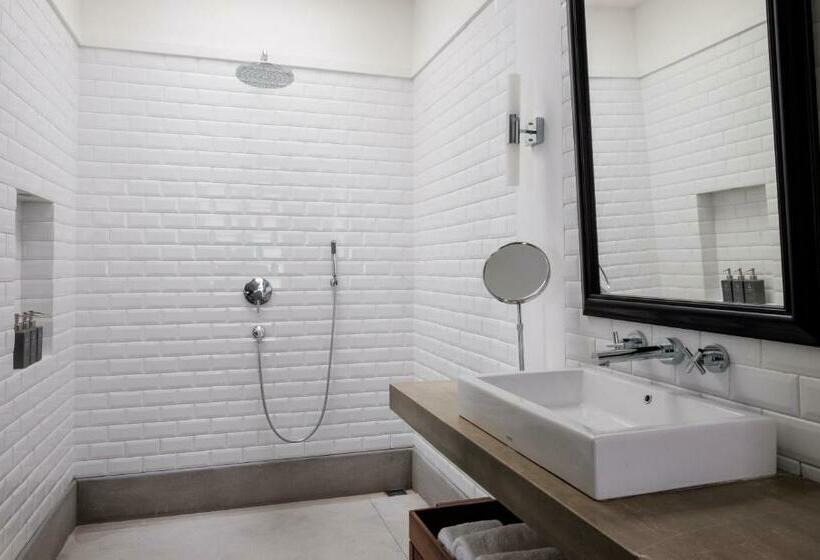 חדר סטנדרט, Fort Bazaar