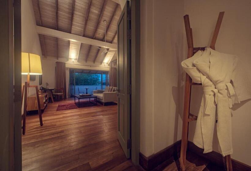 סוויטת סופריור, Fort Bazaar