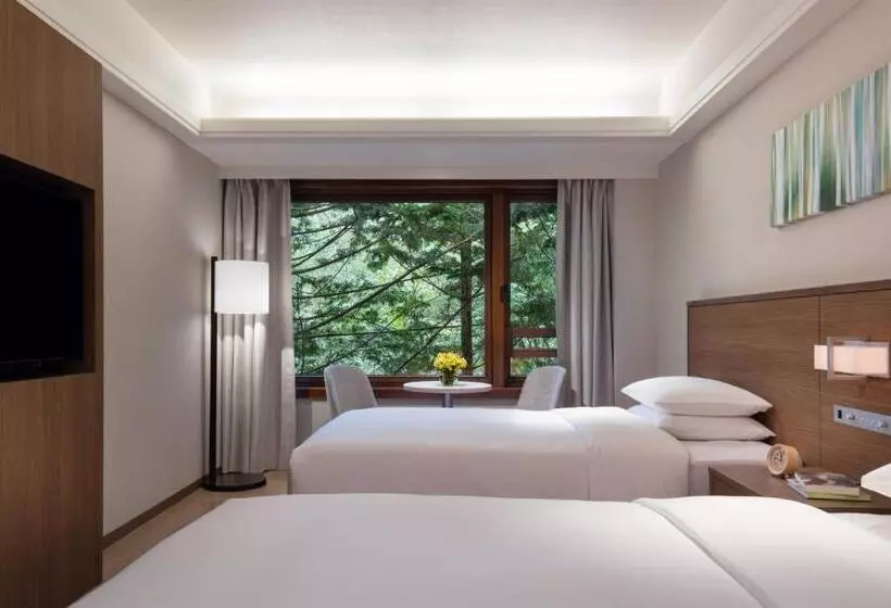 2 Bedroom Suite