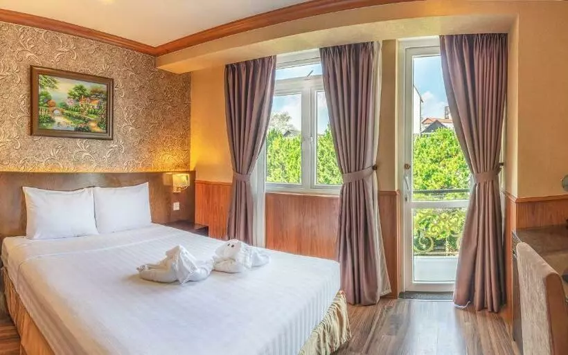 اتاق لوکس, Kings Hotel Dalat