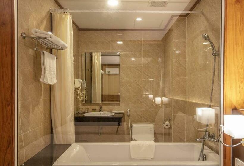 اتاق سوپریور, Kings Hotel Dalat