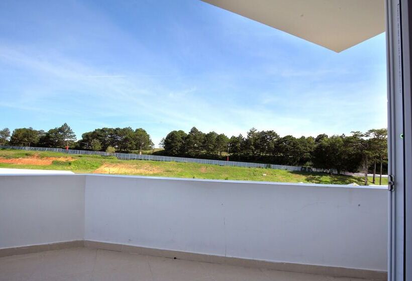 اتاق لوکس, Kings Hotel Dalat