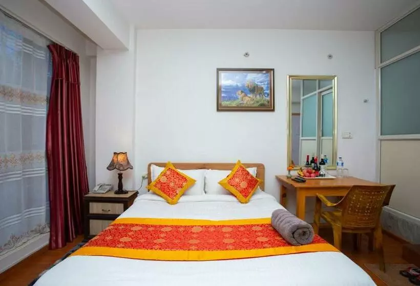اتاق لوکس, The Boudha Inn