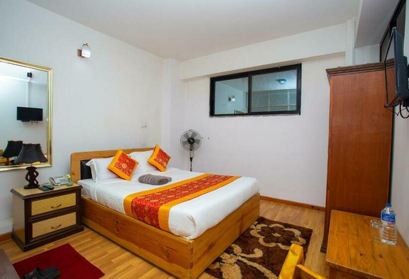 اتاق سوپریور, The Boudha Inn