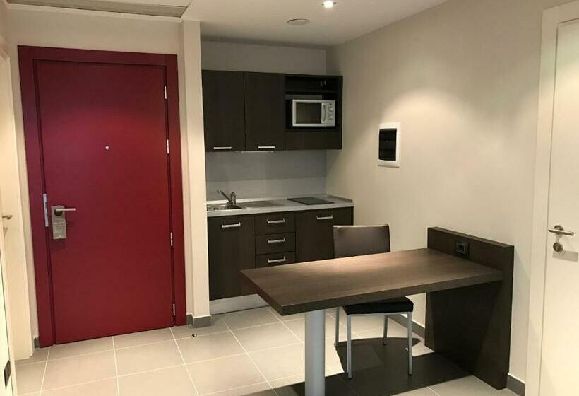 غرفة تنفيذية, Inn Naples Airport