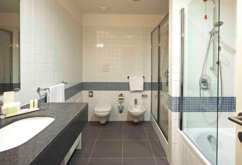 جناح إدارى, Inn Naples Airport