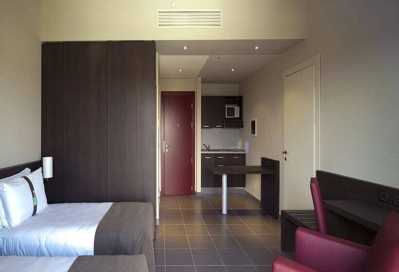 غرفة تنفيذية, Inn Naples Airport