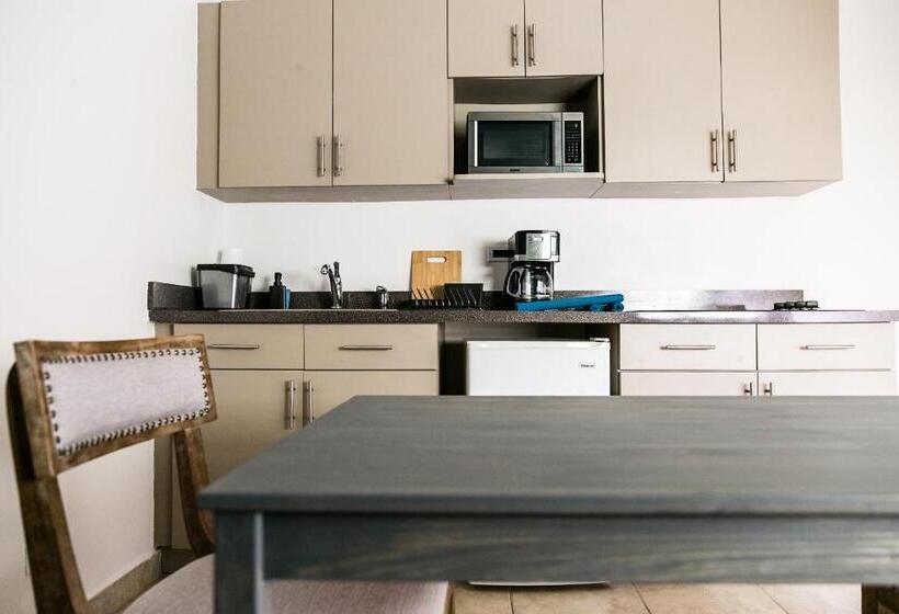 آپارتمان سوپریور 1 خوابه, Numero Uno Beach Apartments