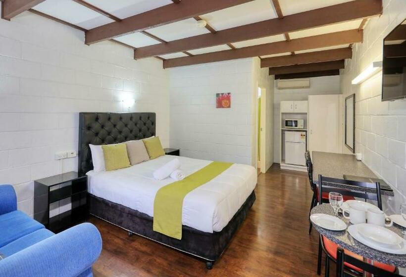 חדר דלוקס, Azalea Motel