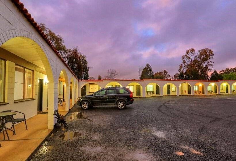 חדר דלוקס, Azalea Motel