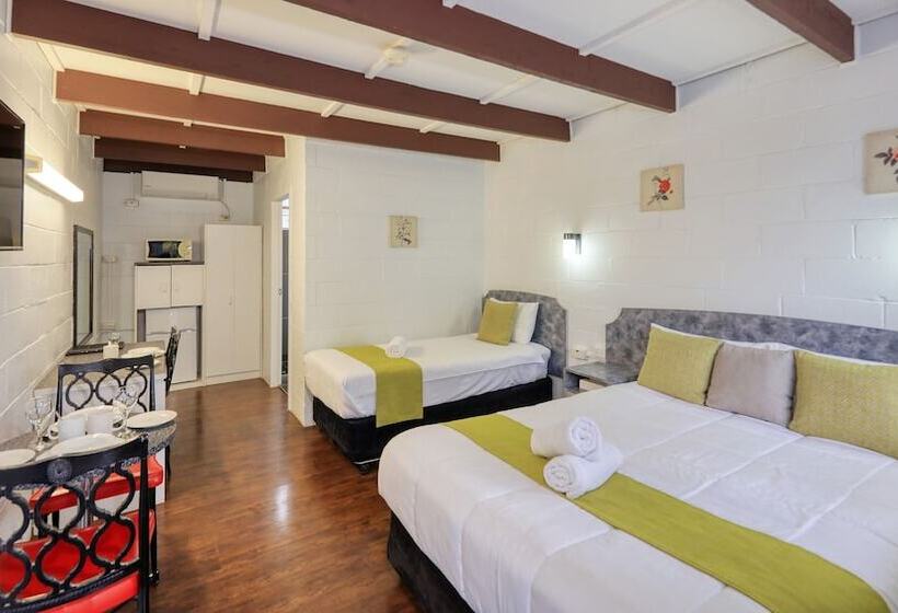 חדר דלוקס, Azalea Motel