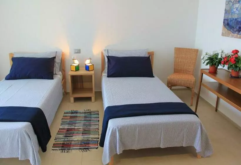 اتاق لوکس با چشم‌انداز دریا, B&b Blu Infinito