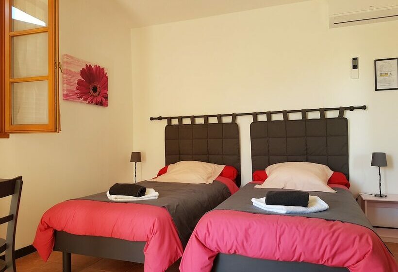 Номер Стандарт, A Casa Di L'alivu