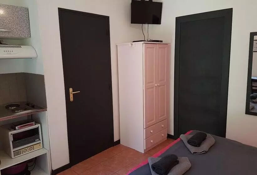 اتاق استاندارد, A Casa Di L'alivu