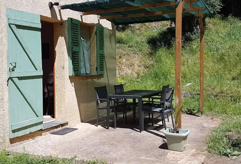 اتاق استاندارد, A Casa Di L'alivu