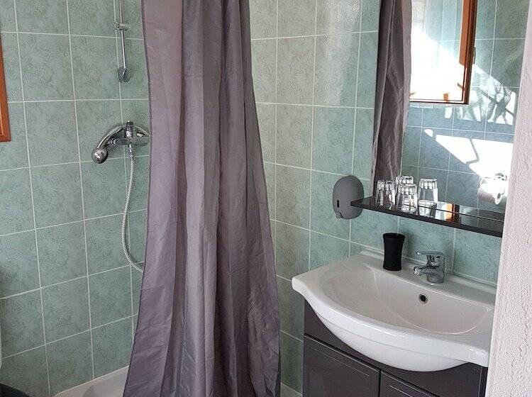 Номер Стандарт, A Casa Di L'alivu