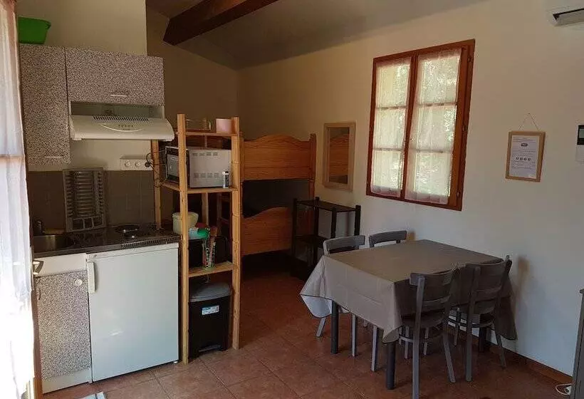 استودیوی استاندارد, A Casa Di L'alivu