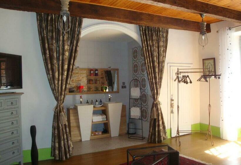 스탠다드 룸, D'ici Et D'ailleurs