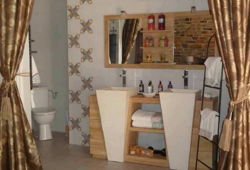 스탠다드 룸, D'ici Et D'ailleurs