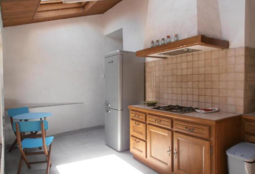 스탠다드 테라스 룸, D'ici Et D'ailleurs