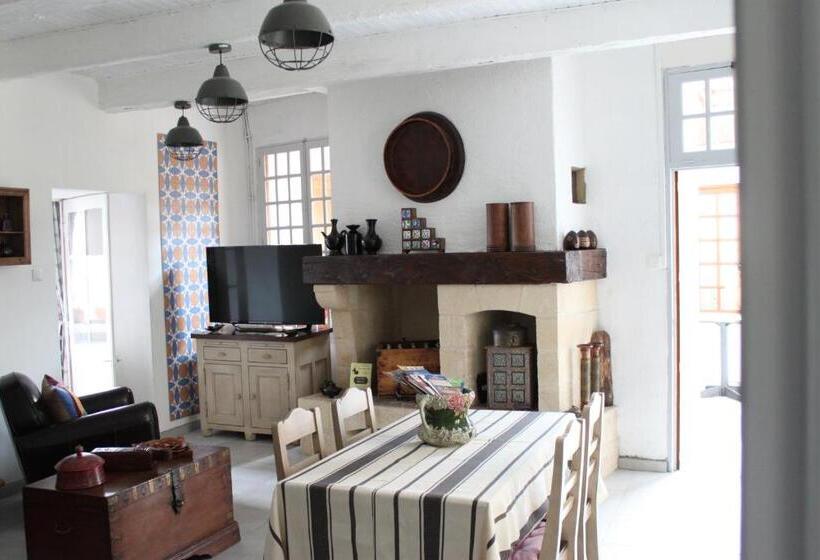 스탠다드 테라스 룸, D'ici Et D'ailleurs