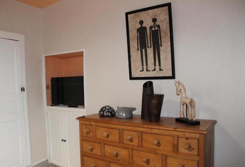 스탠다드 테라스 룸, D'ici Et D'ailleurs