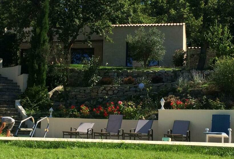 标准房带园景, Mas Auroma