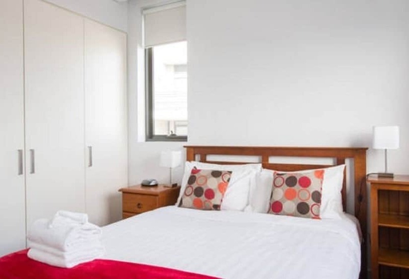 דירת דלוקס 2 חדרי שינה, Harbour Town Apartment